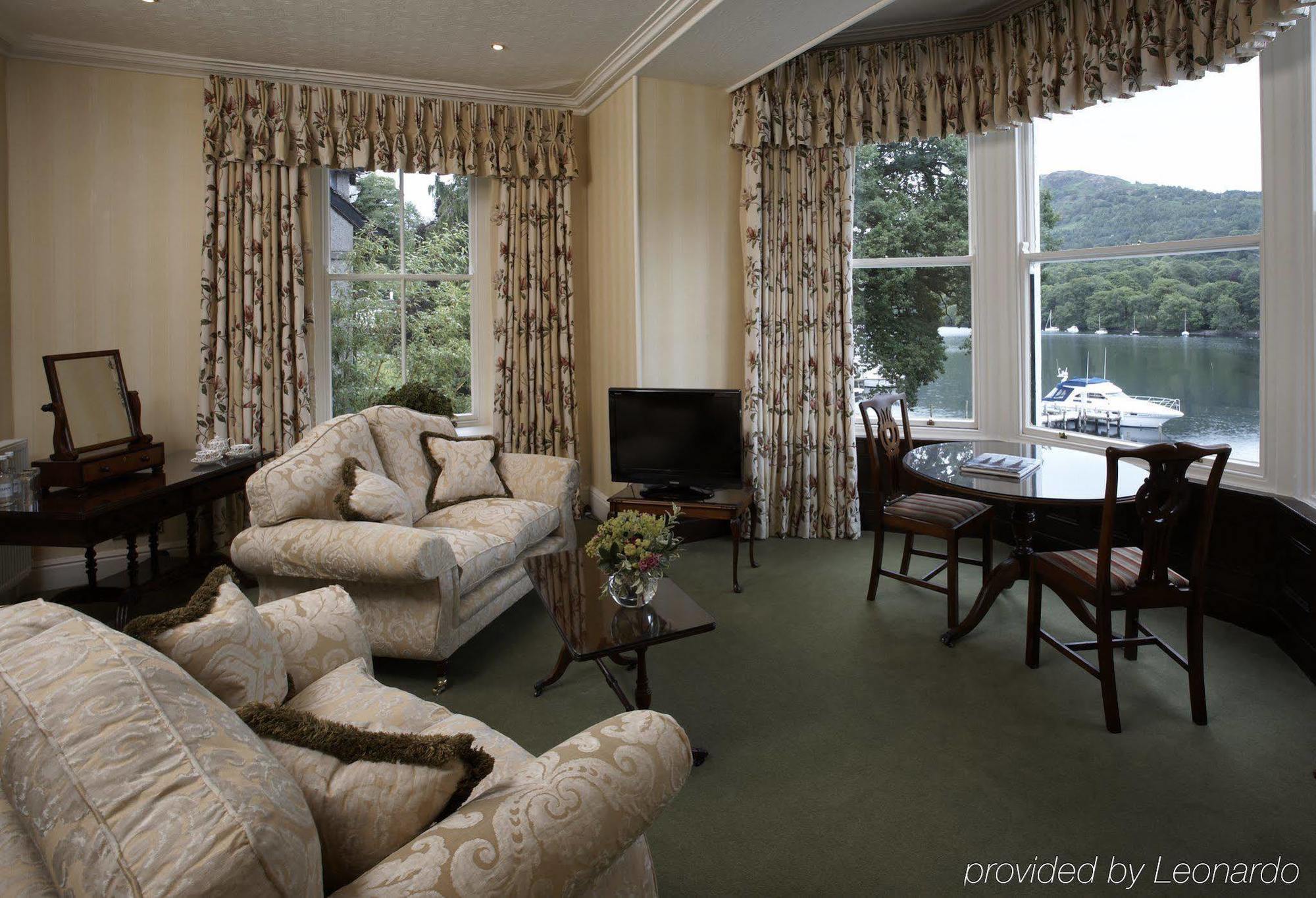 Lakeside Hotel And Spa 외부 사진